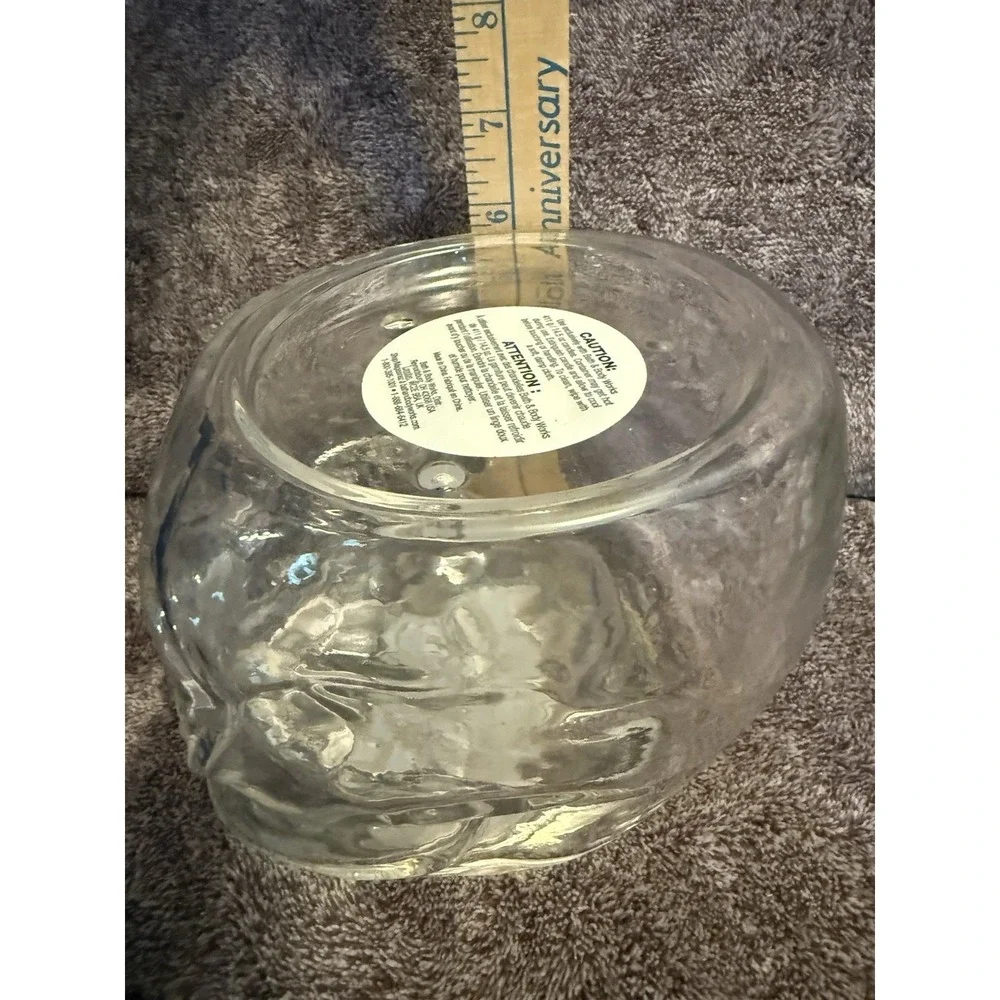 Bath and Body Works  Multi Color Light Up Glass Skull Pedestal 3 Wick Holder. - Picture 5 of 6